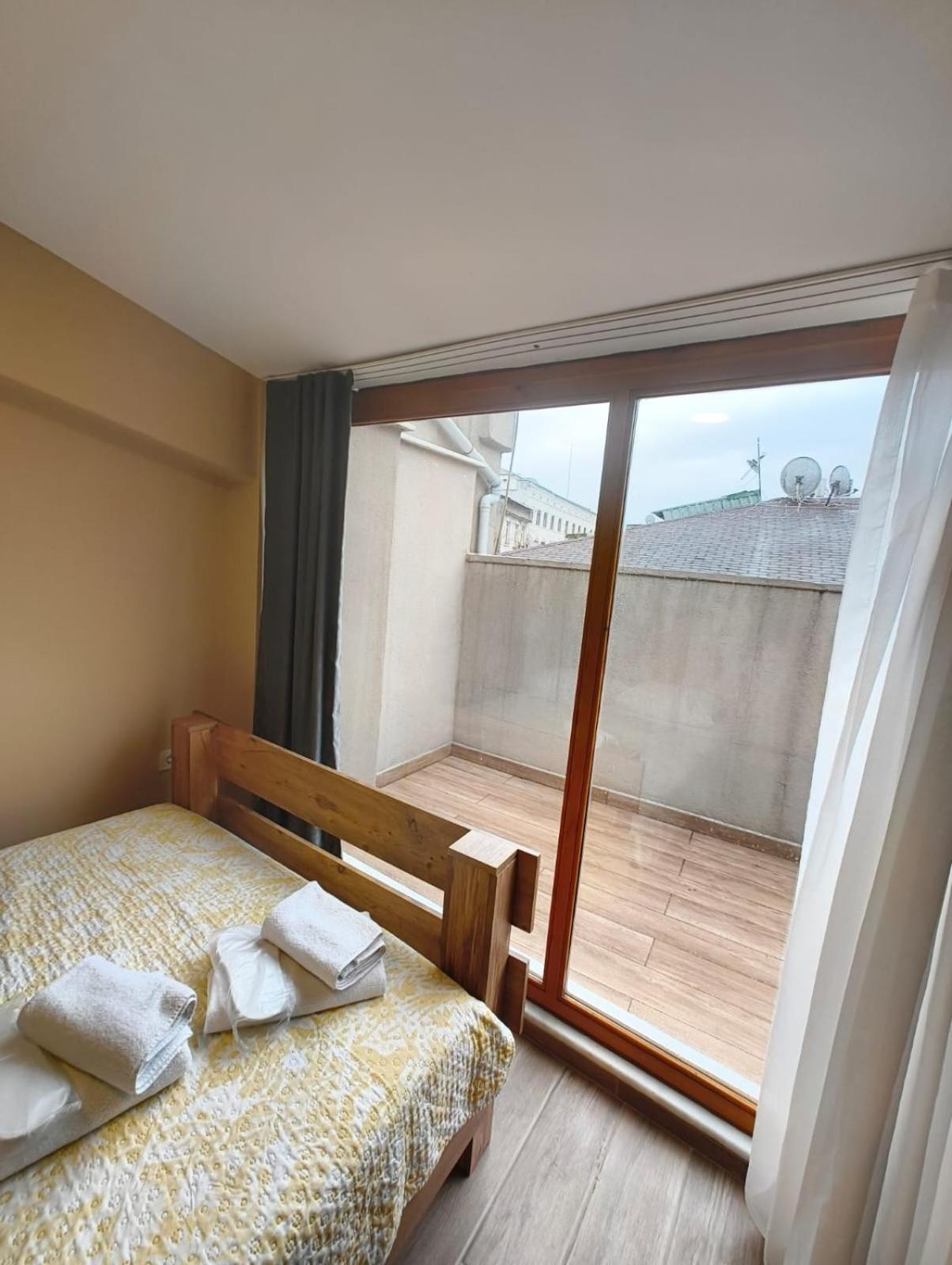 Majestik Hotel Istanbul Ngoại thất bức ảnh
