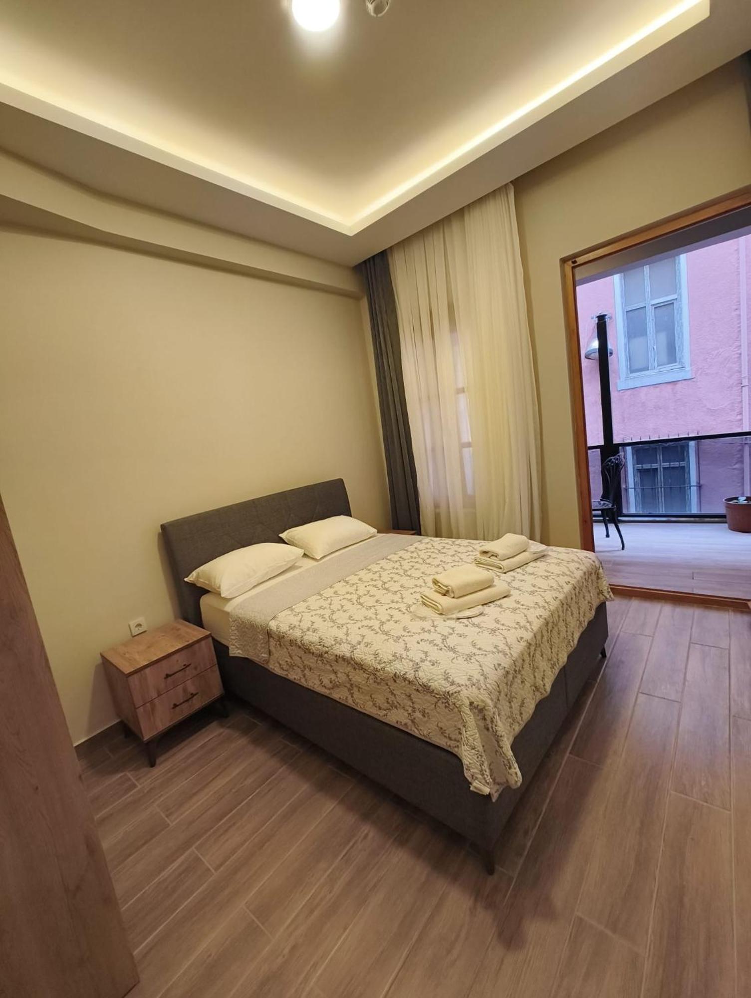 Majestik Hotel Istanbul Ngoại thất bức ảnh
