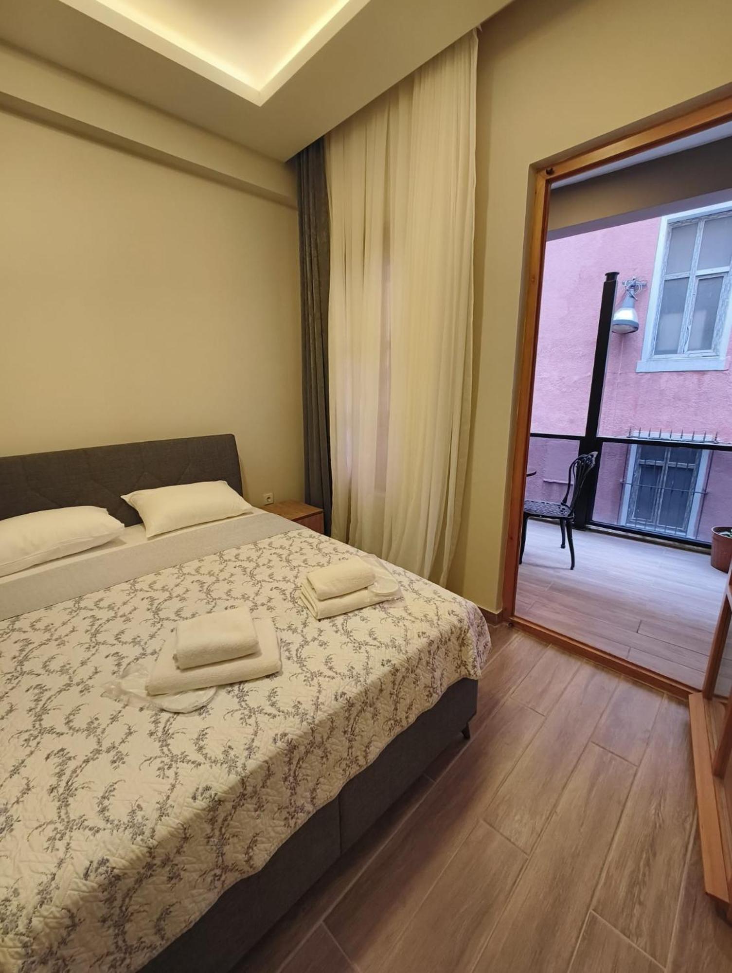 Majestik Hotel Istanbul Ngoại thất bức ảnh